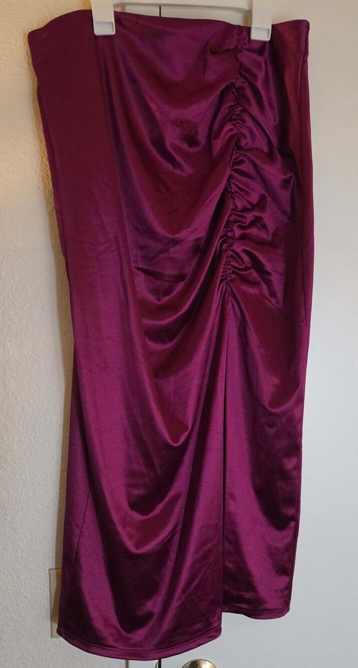 Express Ruched Midi Strapless Dress Size L Magenta Satin